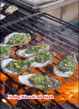 Hàu nướng mỡ hành