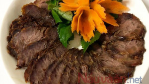 Cách làm bắp bò kho mật mía chuẩn vị xứ Nghệ